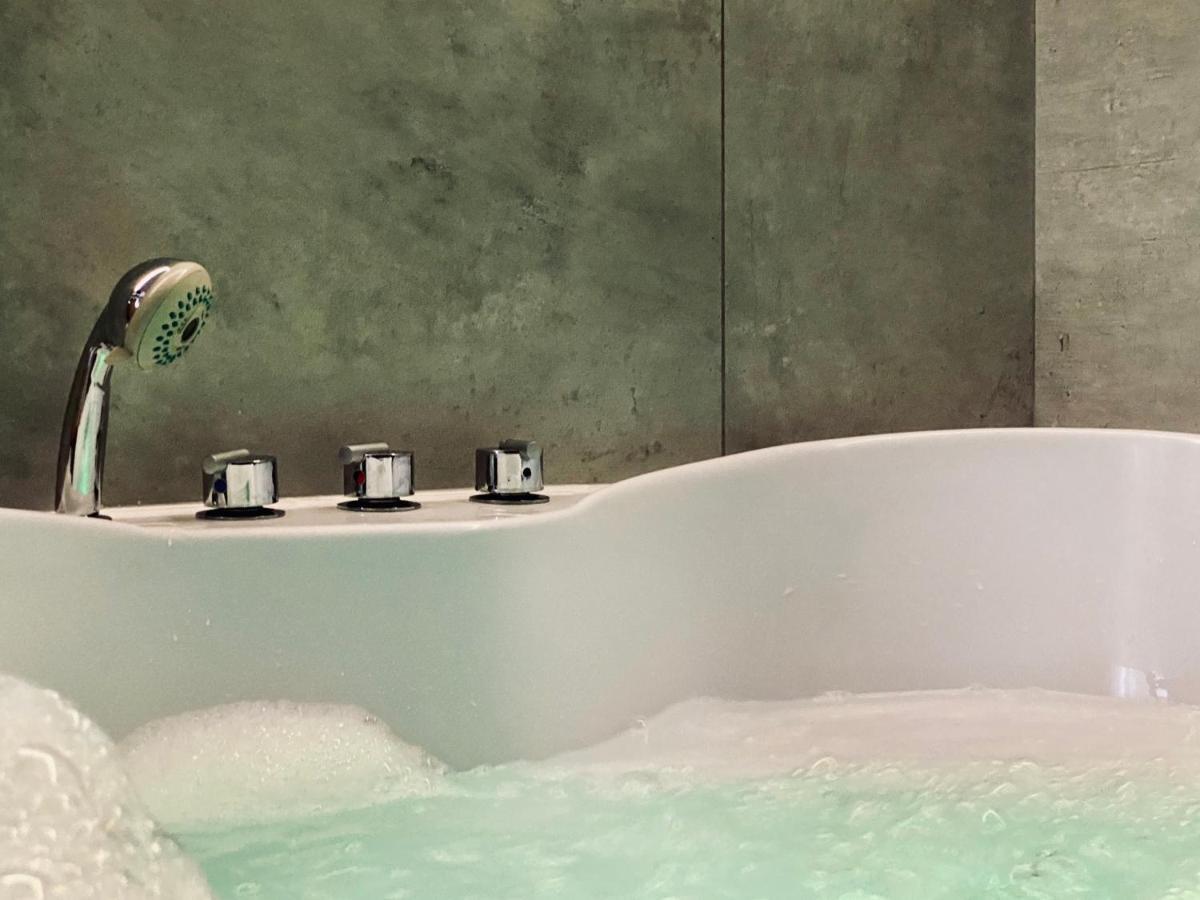 Apartment Premium Jacuzzi For Couples, Old Town Krakov Exteriér fotografie