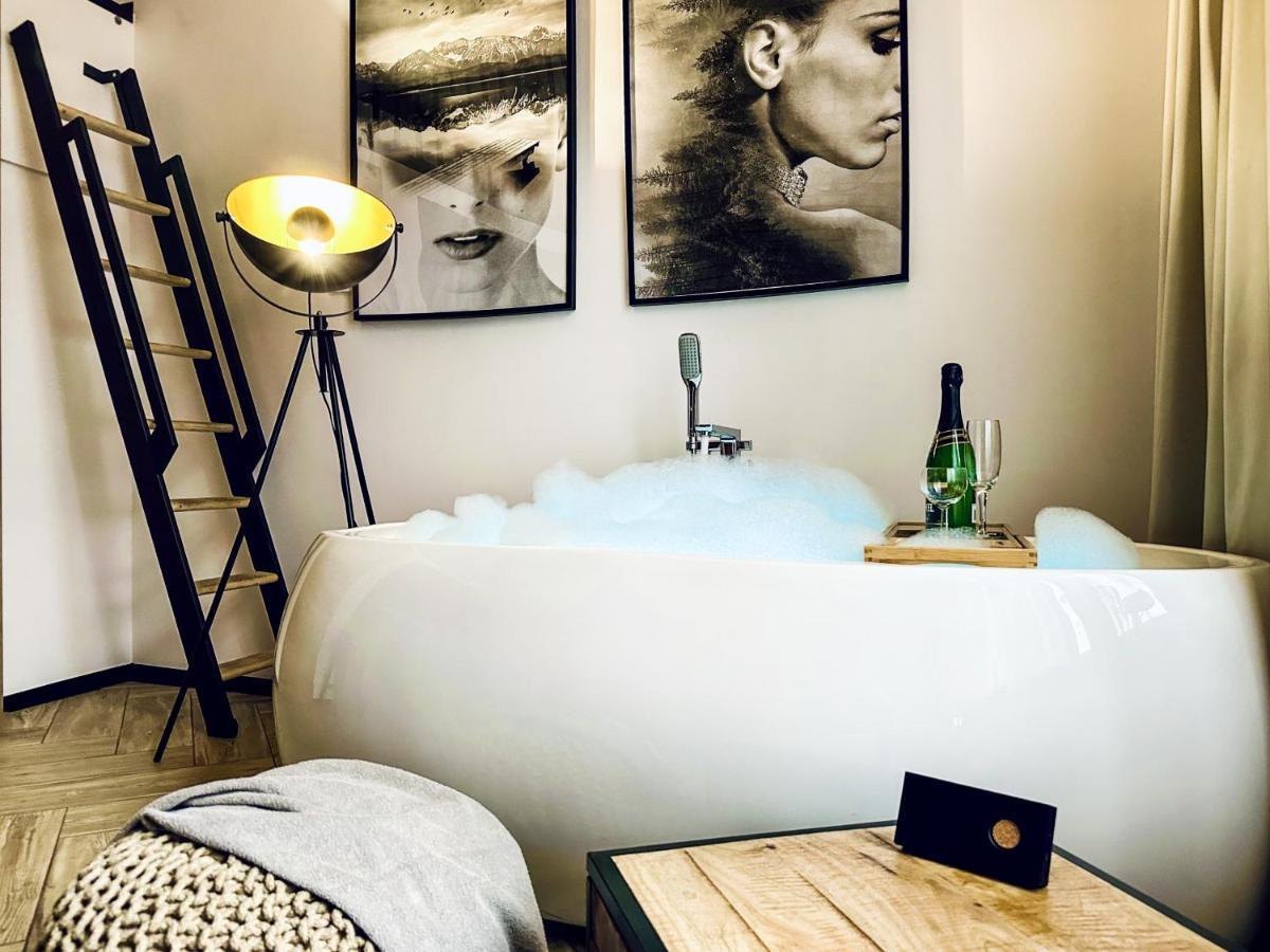 Apartment Premium Jacuzzi For Couples, Old Town Krakov Exteriér fotografie