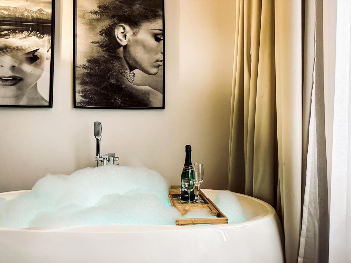 Apartment Premium Jacuzzi For Couples, Old Town Krakov Exteriér fotografie
